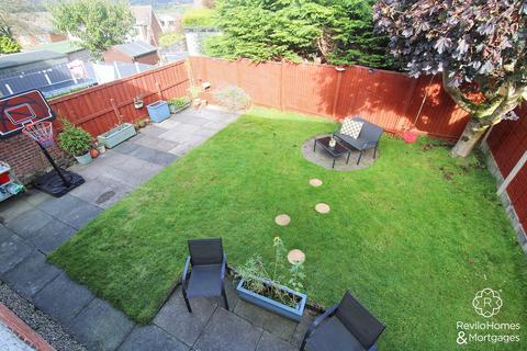 4 bedroom detached house for sale, Yeomans Close, Milnrow, OL16