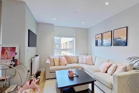 1 bedroom apartment to rent, Plough Lane, London