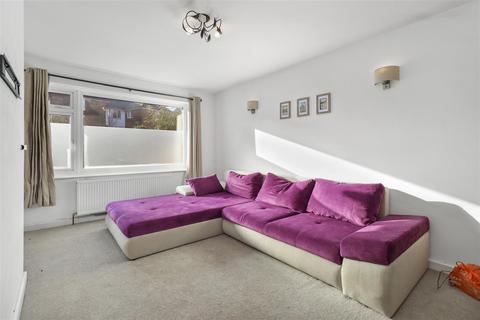 2 bedroom house for sale, Battle Crescent, Hailsham