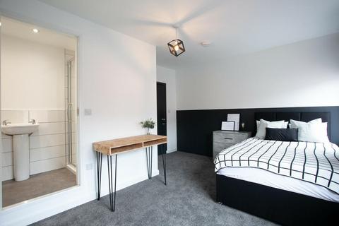 5 bedroom terraced house to rent, Mabfield road, Manchester M14