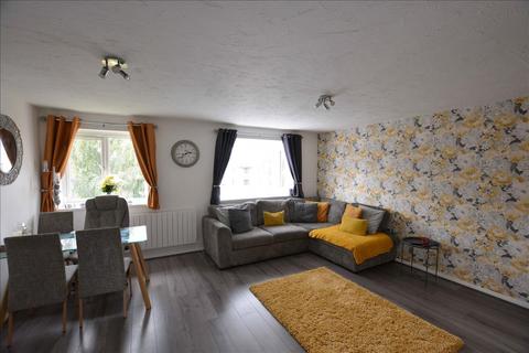 2 bedroom flat for sale, Redford Close, Feltham, Middlesex, TW13