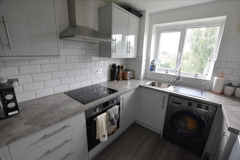 2 bedroom flat for sale, Redford Close, Feltham, Middlesex, TW13