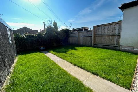 3 bedroom semi-detached house to rent, Wheatley Lane Road, Fence, Burnley