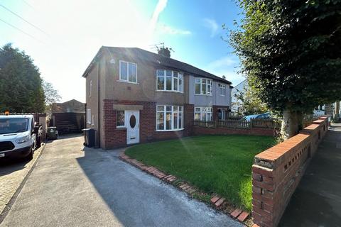 3 bedroom semi-detached house to rent, Wheatley Lane Road, Fence, Burnley