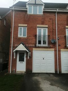 3 bedroom semi-detached house to rent, Richmond Drive, North Hykeham