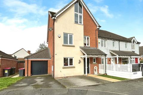 4 bedroom end of terrace house for sale, Stonechat Mead, Wath-Upon-Dearne