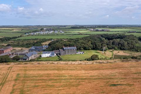 3 bedroom maisonette for sale, Ramsey View, Llanunwas, Haverfordwest, SA62