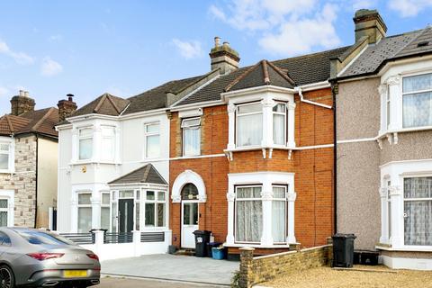 110 Blythswood Road, Ilford, IG3 8SG
