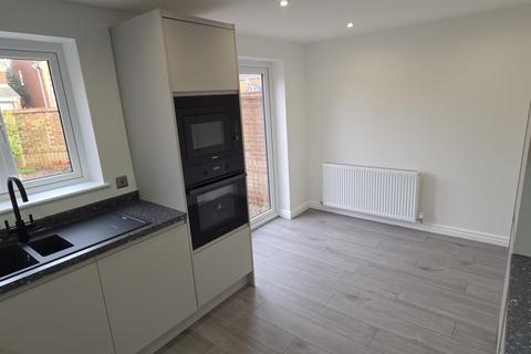 undefined, Old House Road, Newbold, S40