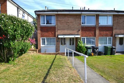 2 bedroom end of terrace house for sale, Windermere Crescent, Eastbourne