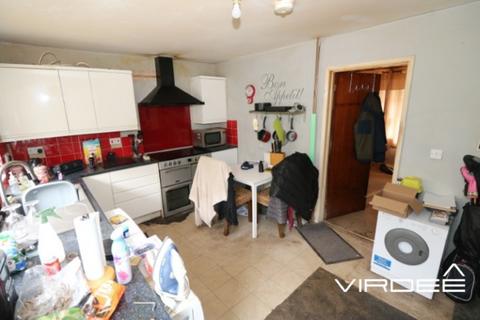 3 bedroom terraced house for sale, Middlemore Road, West Bromwich, West Midlands, B71