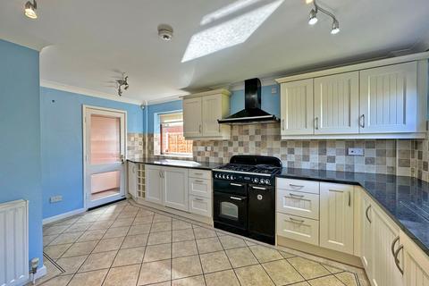 5 Copper Beech Drive, Wombourne, Wolverhampton, WV5 0LH