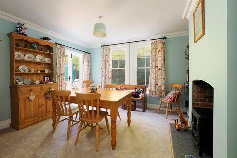 The Manse Canterbury Road, Elham, Canterbury, CT4 6UG