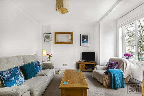 1 bedroom flat for sale, Kynaston Road, Enfield EN2