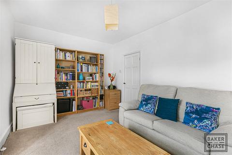 1 bedroom flat for sale, Kynaston Road, Enfield EN2