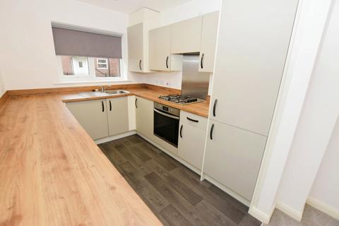 3 bedroom terraced house to rent, Ardeen Walk, Ardwick, Manchester, M13