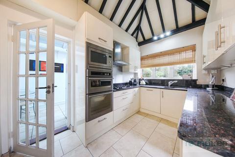 3 bedroom house for sale, Tenterden Drive, Hendon, NW4