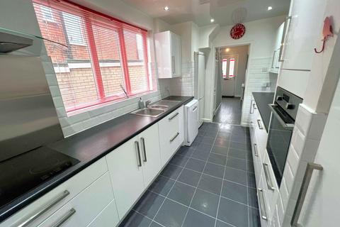 17 Kildare Road, Bispham, Blackpool, FY2 0LR