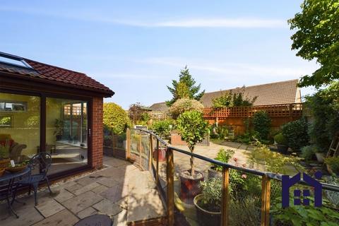 5 bedroom detached house for sale, Chaucer Close, Eccleston, PR7 5UJ