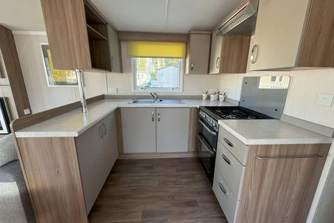 3 bedroom static caravan for sale, Warwick Road Stratford Upon Avon