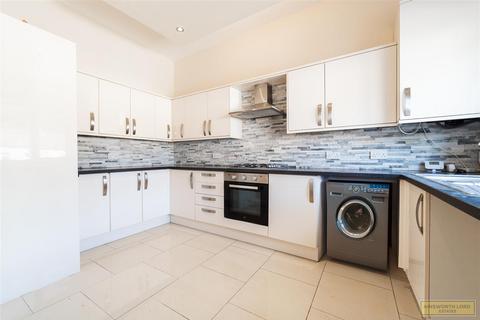 154 Redlam, Blackburn, BB2 1XQ