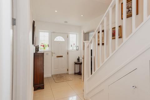 134 Ember Lane, Esher, KT10 8EJ