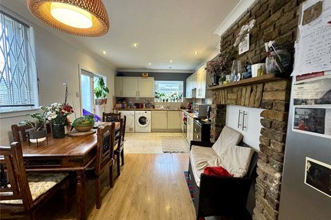 3 bedroom terraced house for sale, London CR7