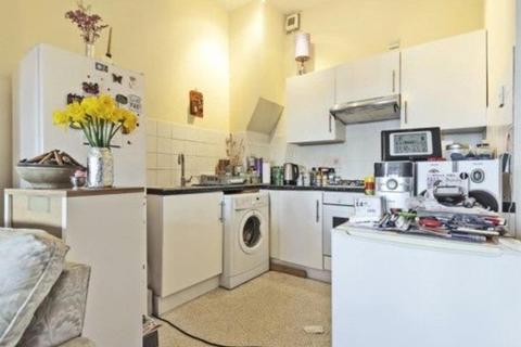 1 bedroom apartment for sale, London SE6