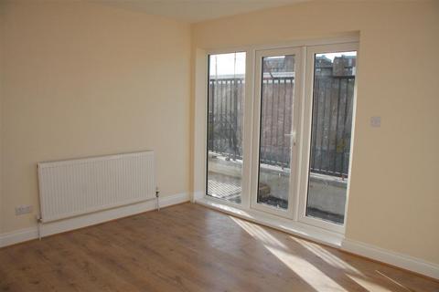 1 bedroom apartment to rent, Rushey Green, London, SE6