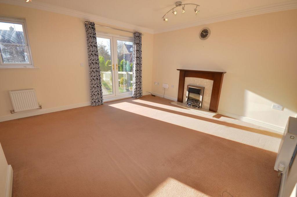 Hall Garth Mews, Sherburn in Elmet, LS25 2 bed townhouse to rent £850