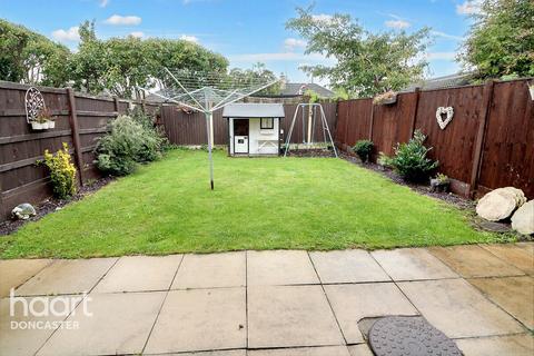 3 bedroom terraced house for sale, Falcon Close, Adwick Le Street, Doncaster