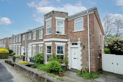 3 bedroom terraced house for sale, Heathfield Park, West Sussex GU29