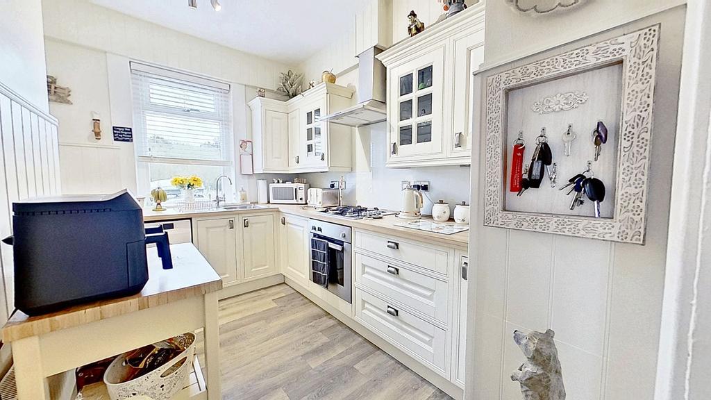 Fitted Kitchen