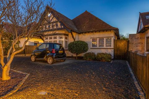 42 Crosby Road, Westcliff-on-sea, SS0 8LG
