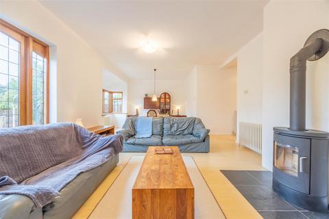 42 Crosby Road, Westcliff-on-sea, SS0 8LG