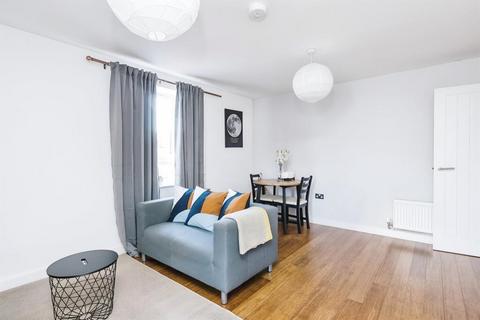 2 bedroom flat for sale, Victoria House, Mayhill Way, Gloucester