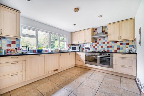 6 bedroom detached house for sale, Copthorne Bank, Crawley RH10