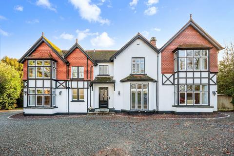 6 bedroom detached house for sale, Copthorne Bank, Crawley RH10