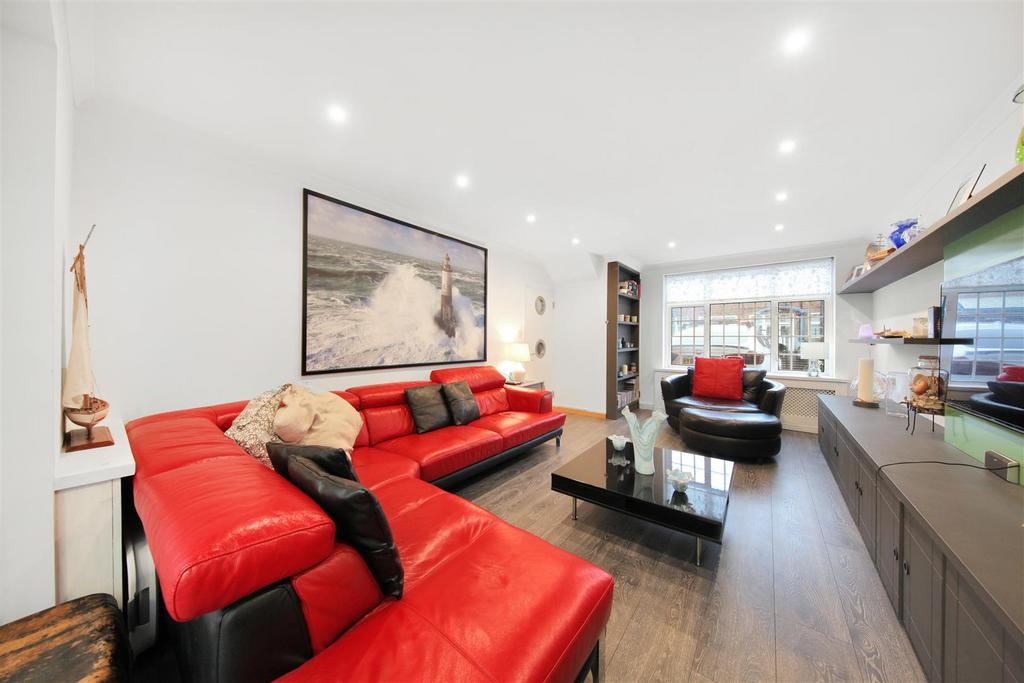 32 Annesley Close - 7hfita8ad77 Zfwc6fv Hh.jpg
