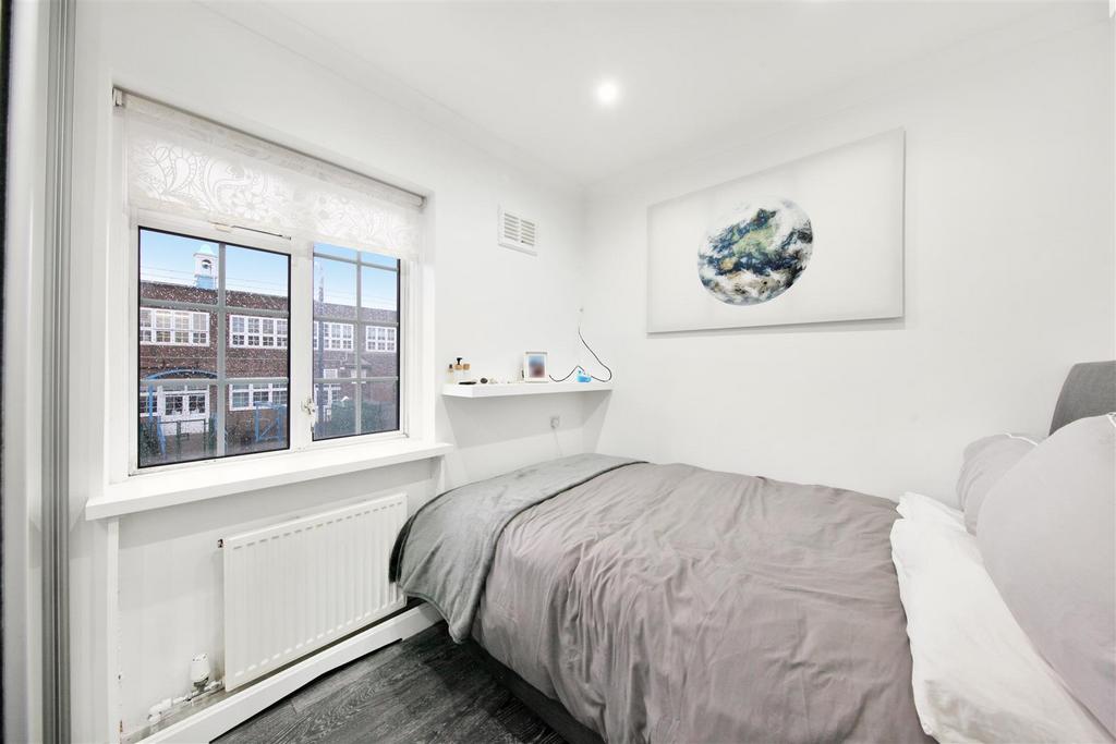 32 Annesley Close - 7bkl FAqx KSIQm BUpg Jc E.jpg