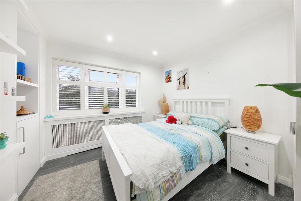 32 Annesley Close - e Pzvv Lk8 WADt Go Dds Eg F.jpg