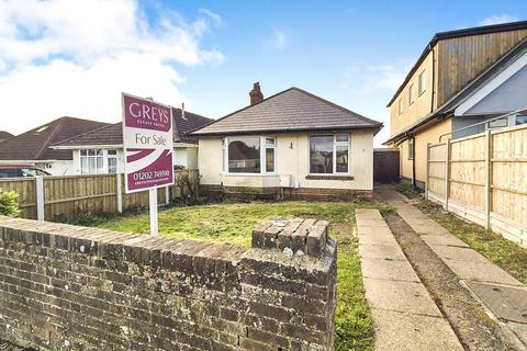 2 bedroom detached bungalow for sale, Kinson Avenue, Poole BH15