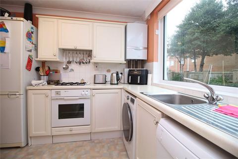 2 bedroom apartment for sale, White Horses, Barton On Sea, Hampshire, BH25