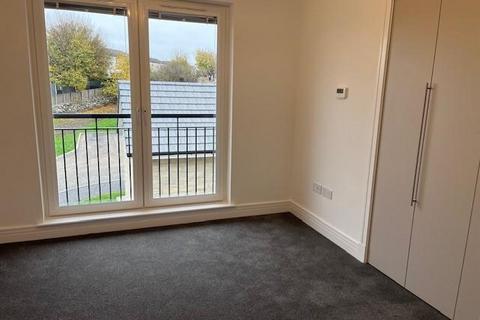 2 bedroom flat to rent, Friars Croft Crook, South Queensferry, Edinburgh, EH30