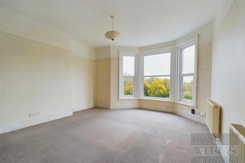 Flat 4, 3 Anglesea Terrace, St Leonards-on-sea, TN38 0QS