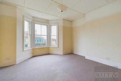 Flat 4, 3 Anglesea Terrace, St Leonards-on-sea, TN38 0QS