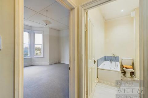 Flat 4, 3 Anglesea Terrace, St Leonards-on-sea, TN38 0QS