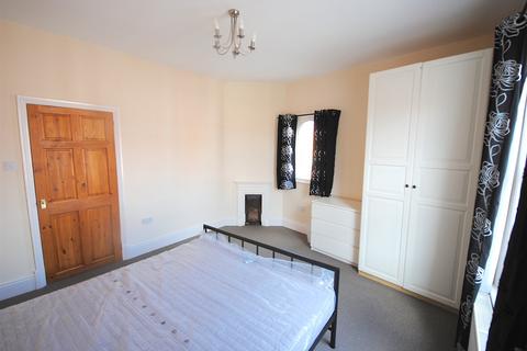 1 bedroom flat to rent, Loughborough, Leicestershire LE11