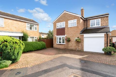 Dart Close, Newport Pagnell