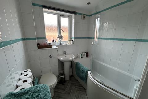 2 bedroom flat for sale, 2 bedroom 1st Floor Flat in Southend on Sea